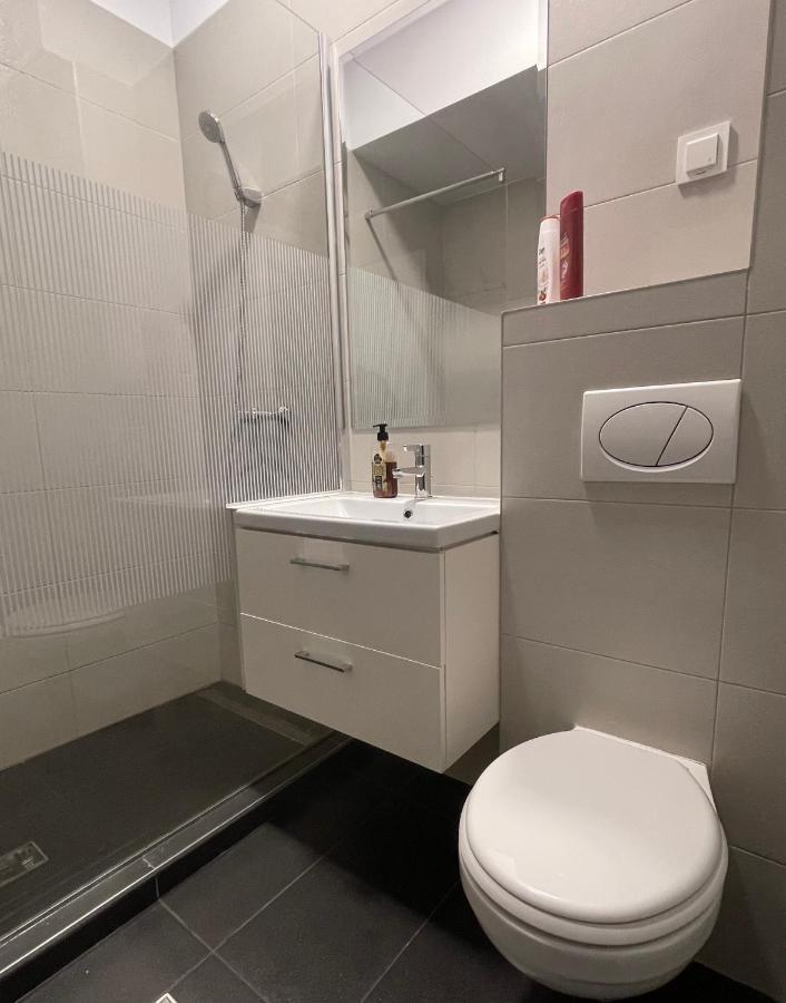 Studio Apartment Palas Mall Яш Екстериор снимка
