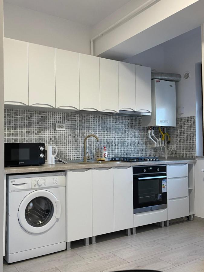 Studio Apartment Palas Mall Яш Екстериор снимка